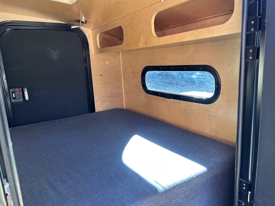 2015 Hiker Trailer Hiker Trailer — photo 5