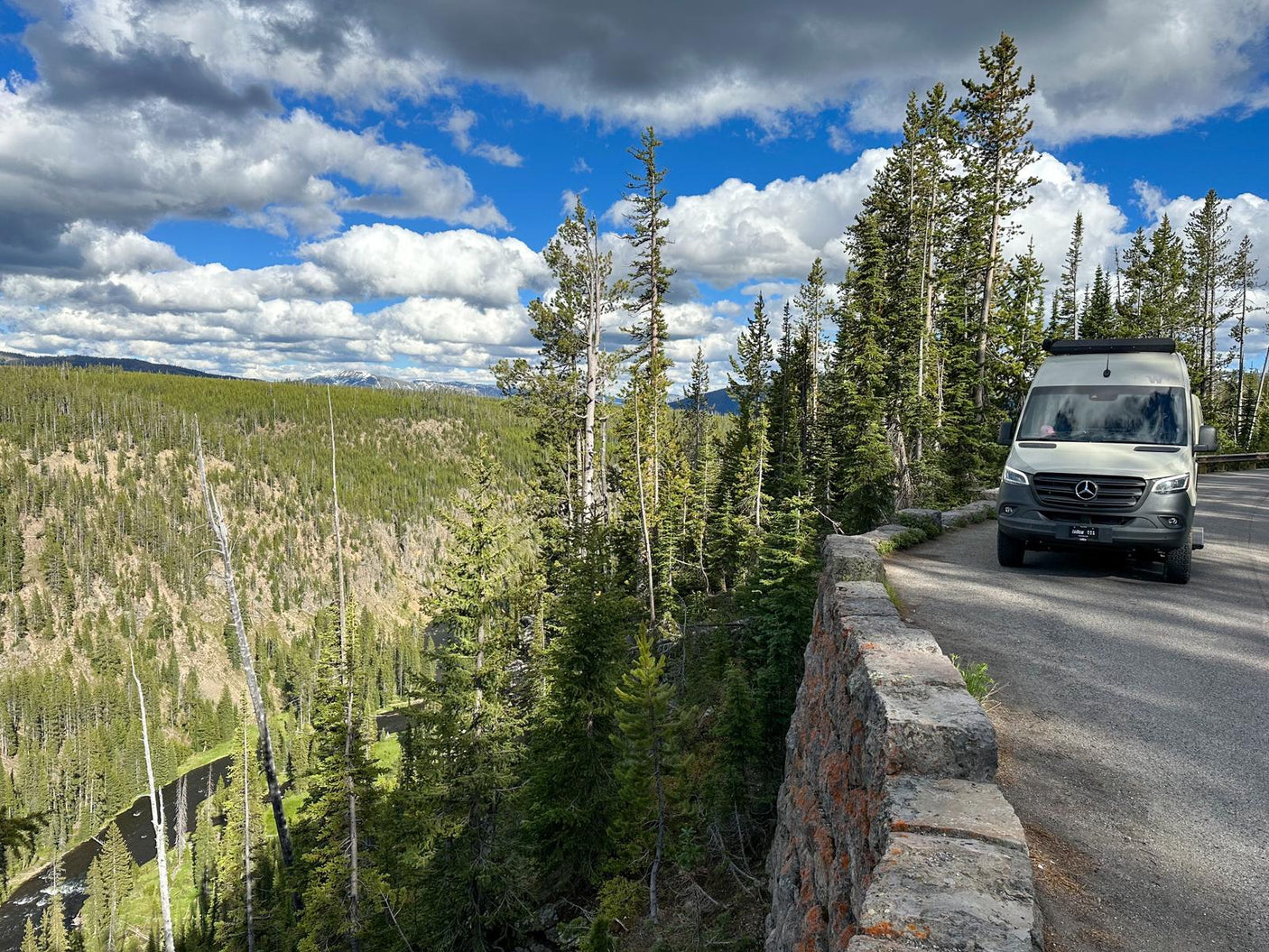 2024 4WD Winnebago Revel 44E "Jane" Unlimited Miles Montana + Starlink