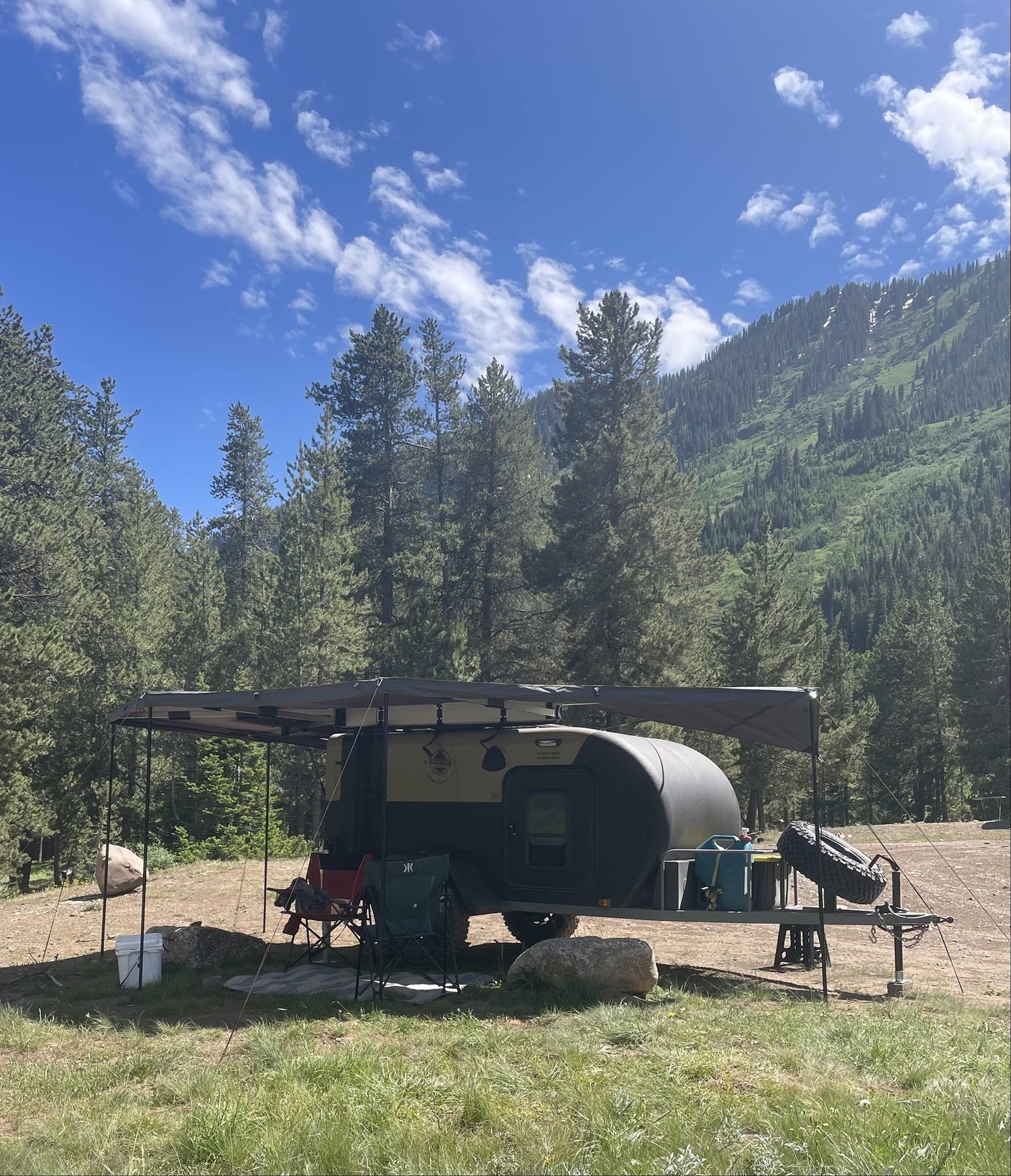 XT50 trailer set up at a Colorado mountain campsite