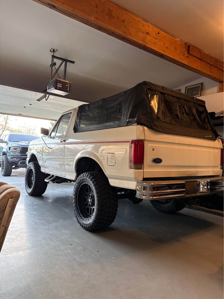 1989 Ford Bronco XLT in Boise, ID (photo 2) — photo 2