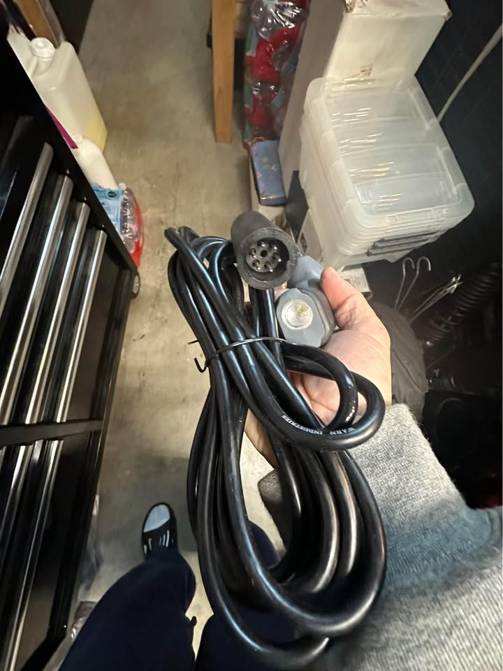 9500I warn multi mount winch in Petaluma, CA (photo 10) — photo 10