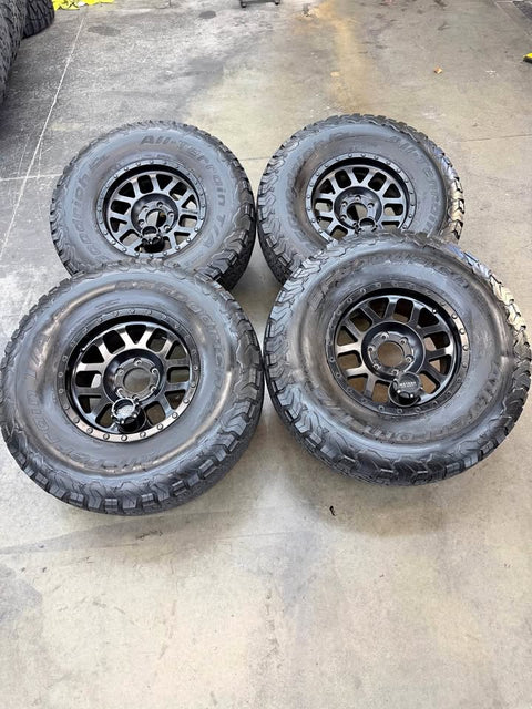 17x9 method 312 wheels/ 37x12.50r17 BFGoodrich ko2 tires 6x5.5