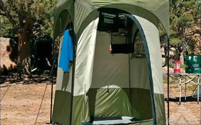 Cabela's shower tent — photo 3