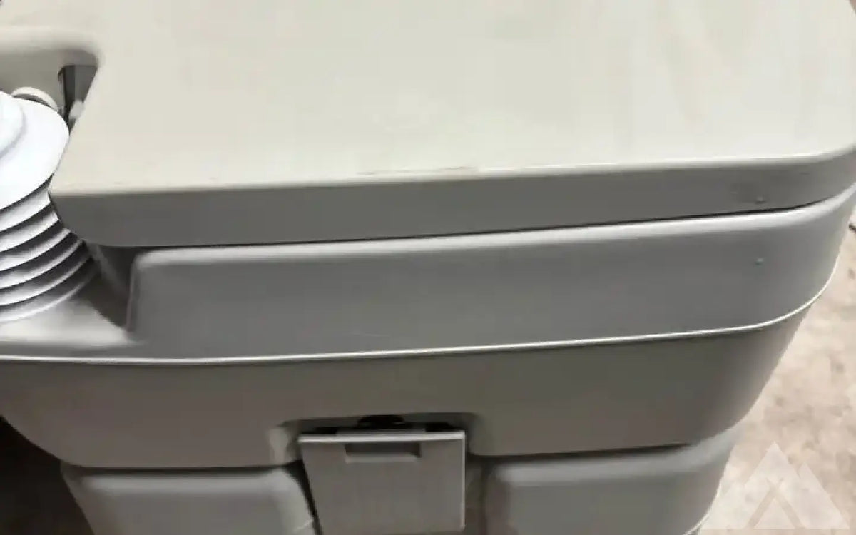 Camco travel toilet — new showers & toilets for sale (photo 4) — photo 4