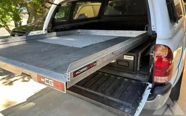 Cargo slide and truck vault — photo 3