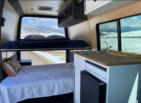 Free Delivery + Free Pickup ⋅ Mercedes Benz overland rental