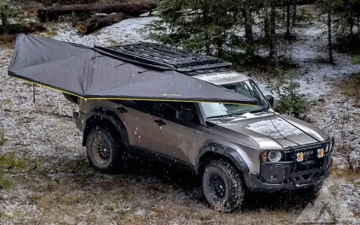 Company is Bunker ind they sell for $650 brand new — used camp awnings for sale