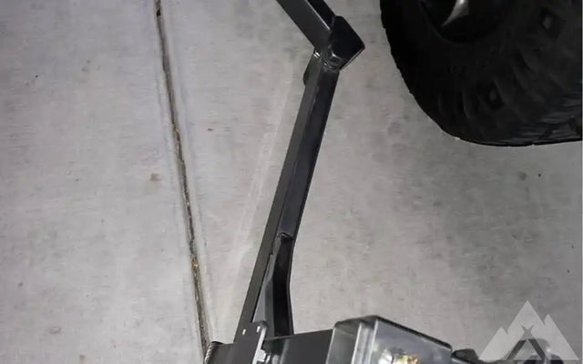 Custom Lexus GX470 Swingout tire hitch mount — photo 3