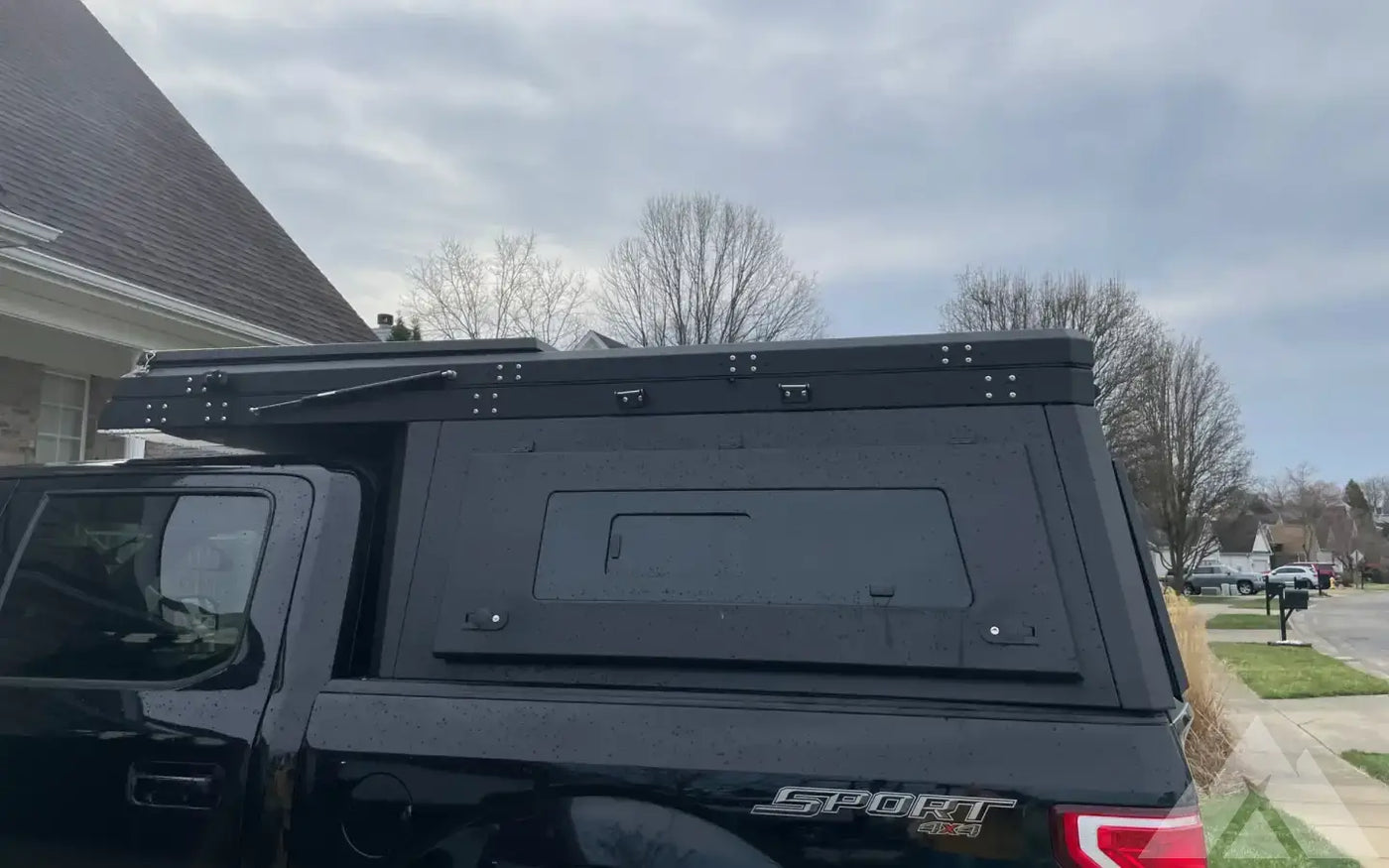 Customer pop up truck bed camper — new for sale in Frankfort, KY (photo 4) — photo 4