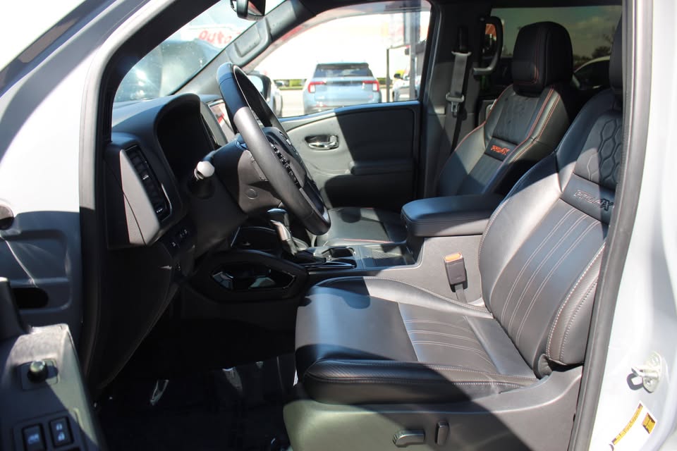 2022 Nissan FRONTIER PRO-4X in Salt Lake City, UT (photo 8) — photo 8