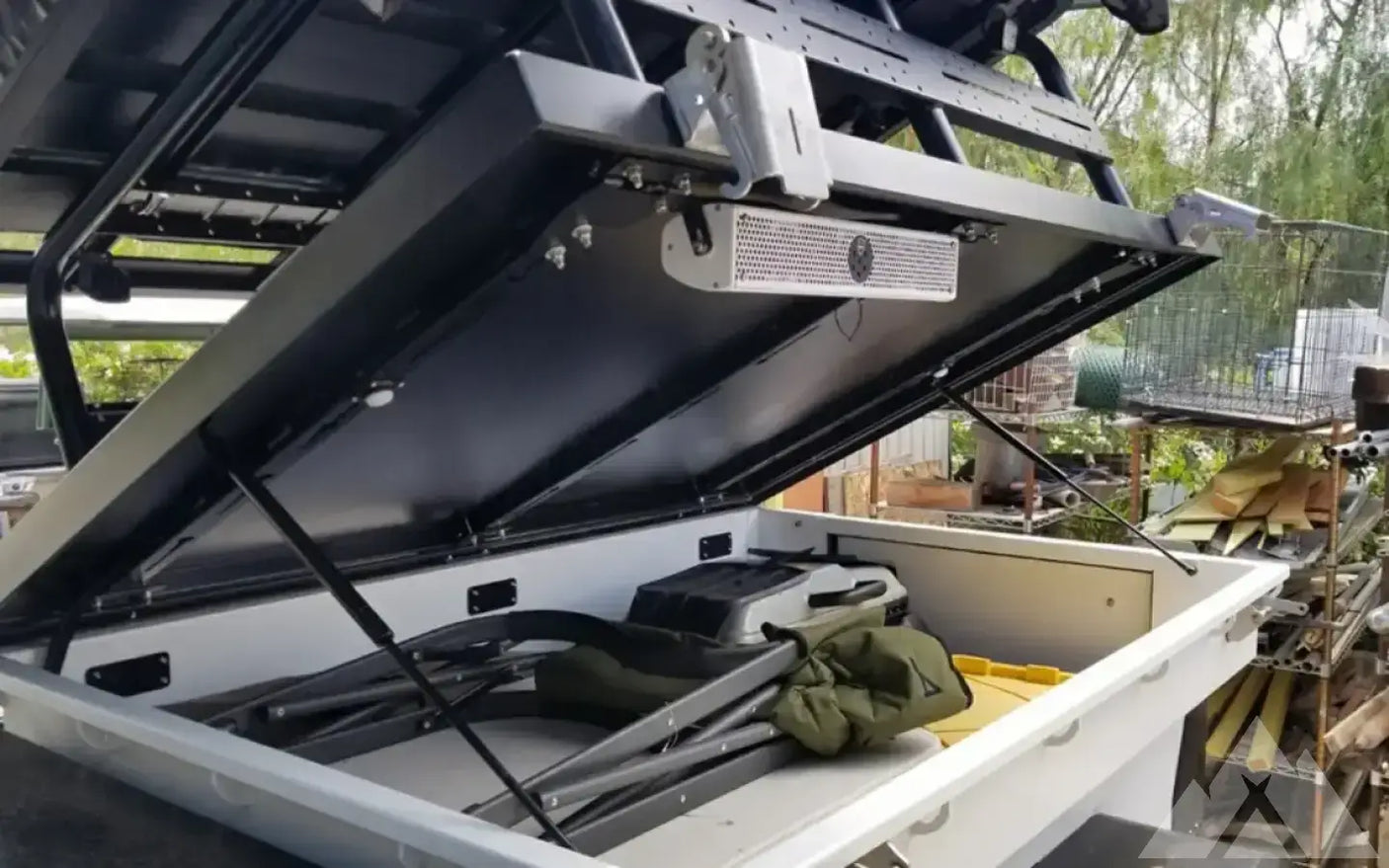 CVT OVERLAND AND IKAMPER SKYCAMP 3.0 with extras — used overland trailer for sale in Roseville, CA (photo 6)