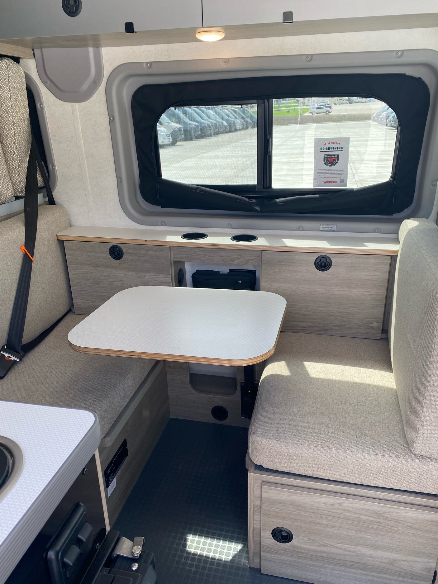 2023 Winnebago pocket Solis