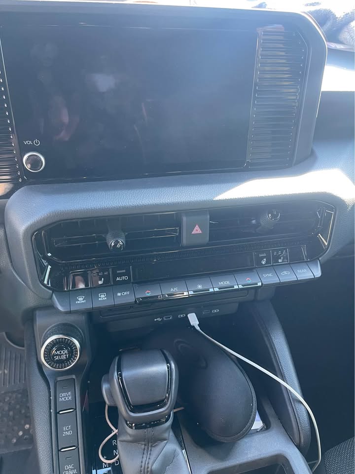 2025 Toyota Landcruiser · Sport Utility 4D in Hillsboro, OR (photo 9) — photo 9
