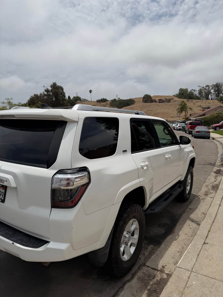 2016 Toyota 4Runner · SR5 Sport Utility 2D in San Diego, CA (photo 4) — photo 4