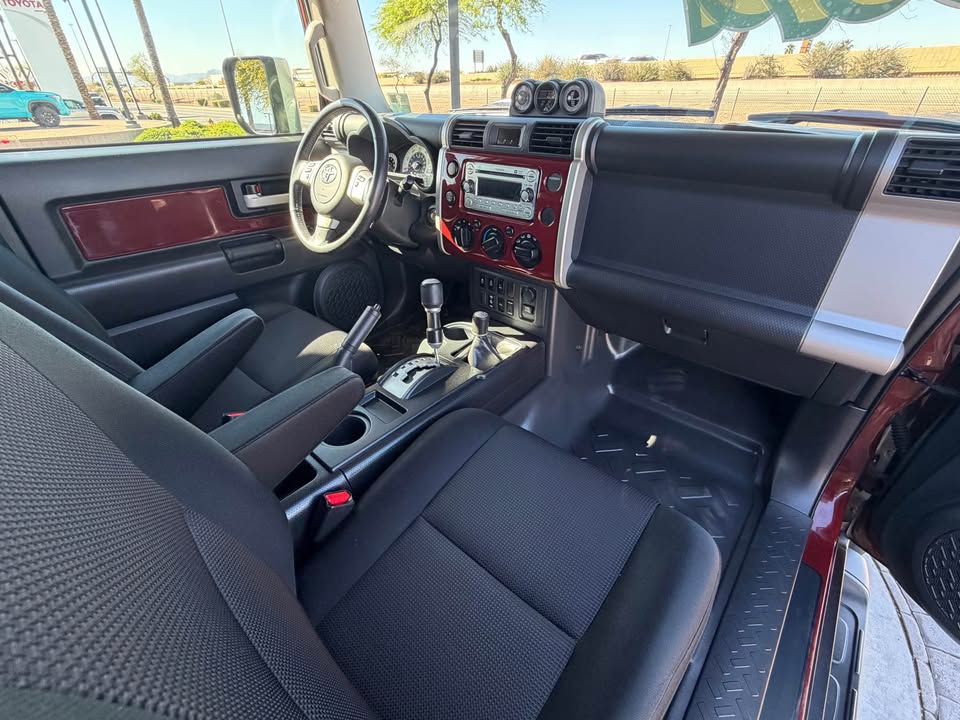 2011 Toyota FJ Cruiser · Base in Avondale, AZ (photo 6) — photo 6