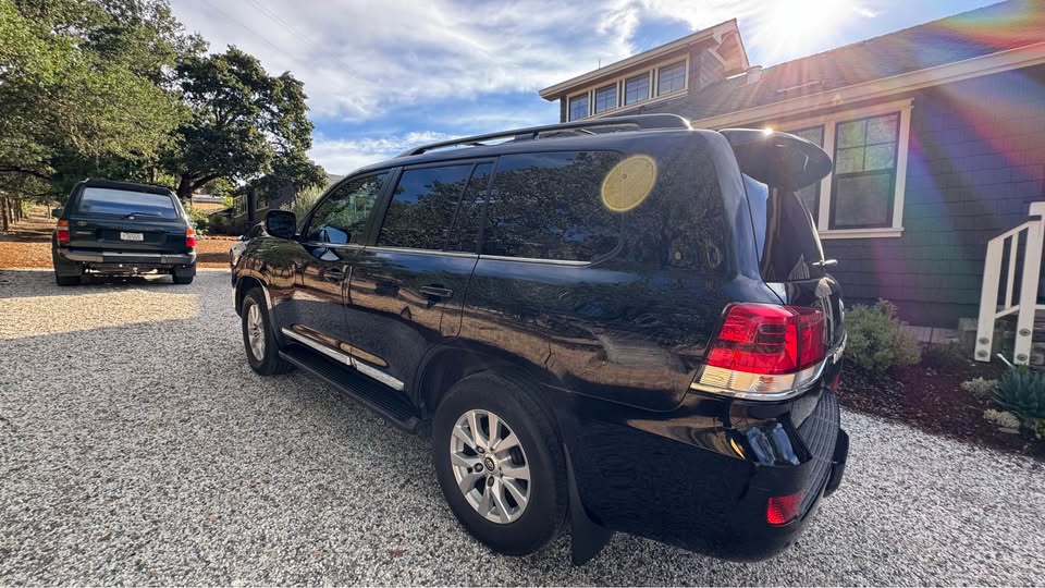2016 Toyota Landcruiser · Sport Utility 4D in Santa Rosa, CA (photo 2) — photo 2