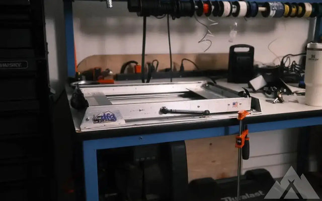 DFG Overland fridge tilt and slide. — photo 3