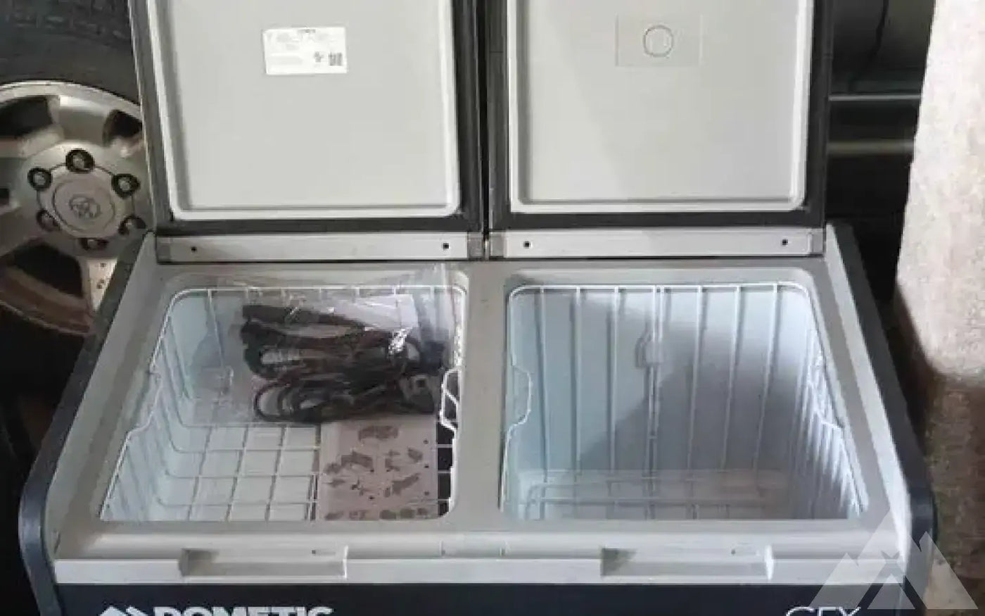 Dometic CFX395 DZ refrigerator/ freezer 12 volt — new coolers & fridges for sale — photo 1