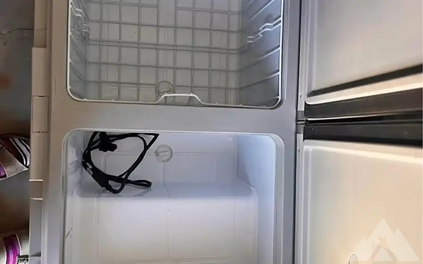 DOMETIC CFX75DZW 12V Fridge — used coolers & fridges for sale (photo 4) — photo 4