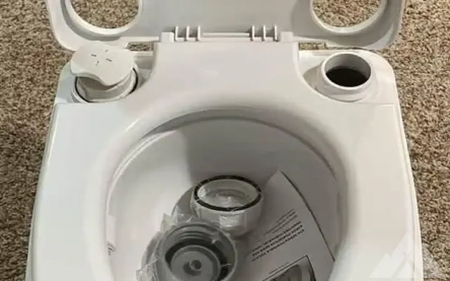 Dometic Portable Toilet — photo 3