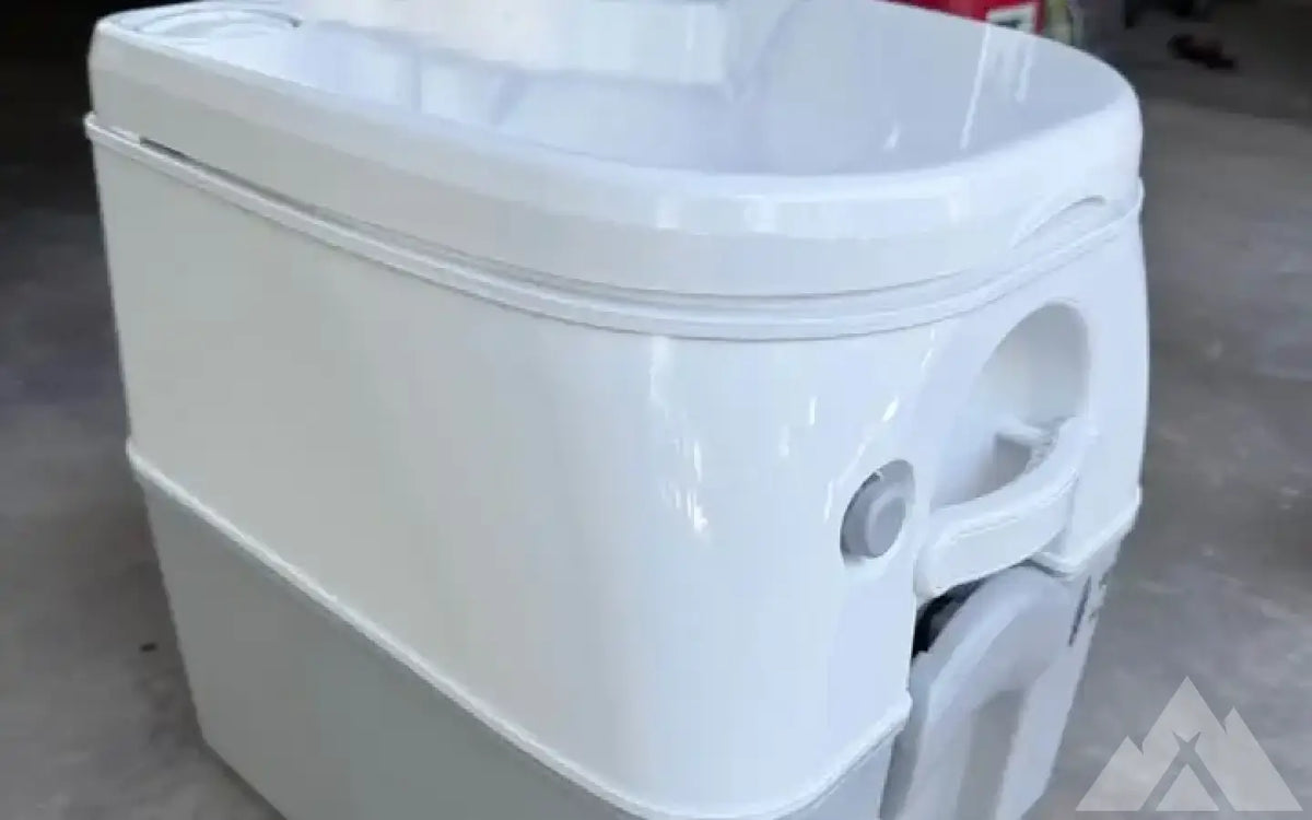 Dometic Portable Toilet — used showers & toilets for sale (photo 4) — photo 4