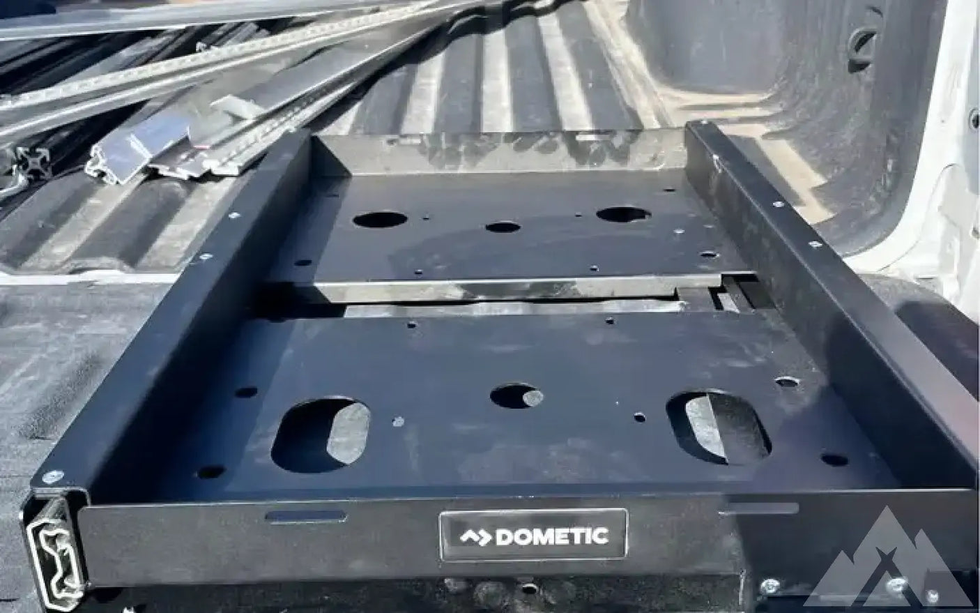 Dometic slider for cfx 35 & 45 — new fridge slides for sale