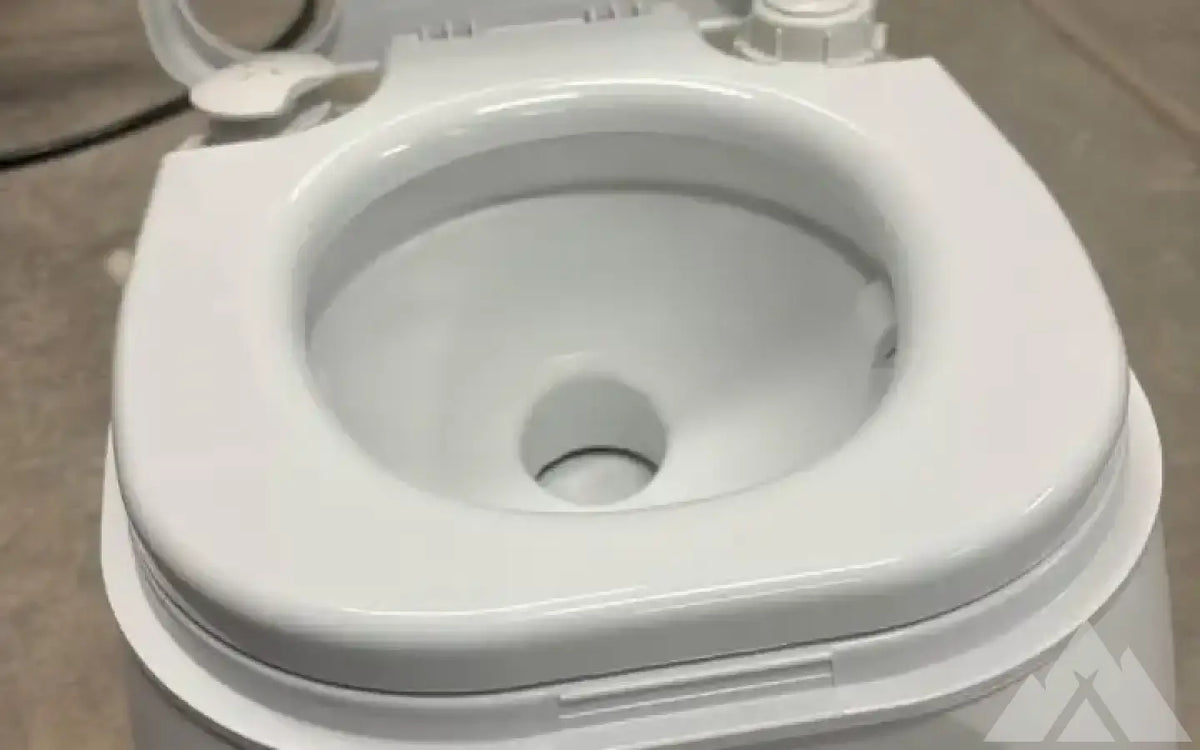 Dometic Toilet from my Scout — new showers & toilets for sale (photo 4) — photo 4