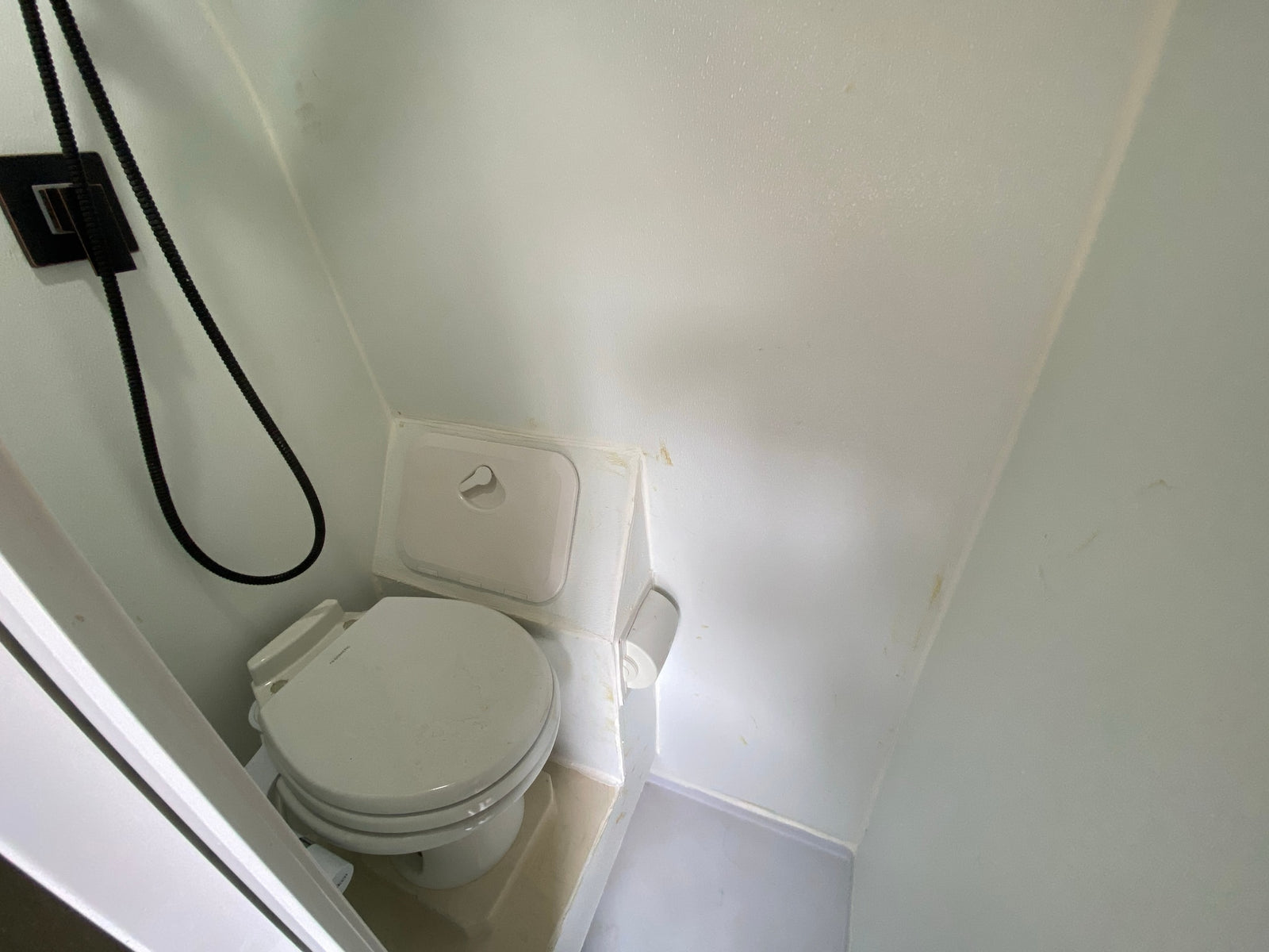 Dometic AC