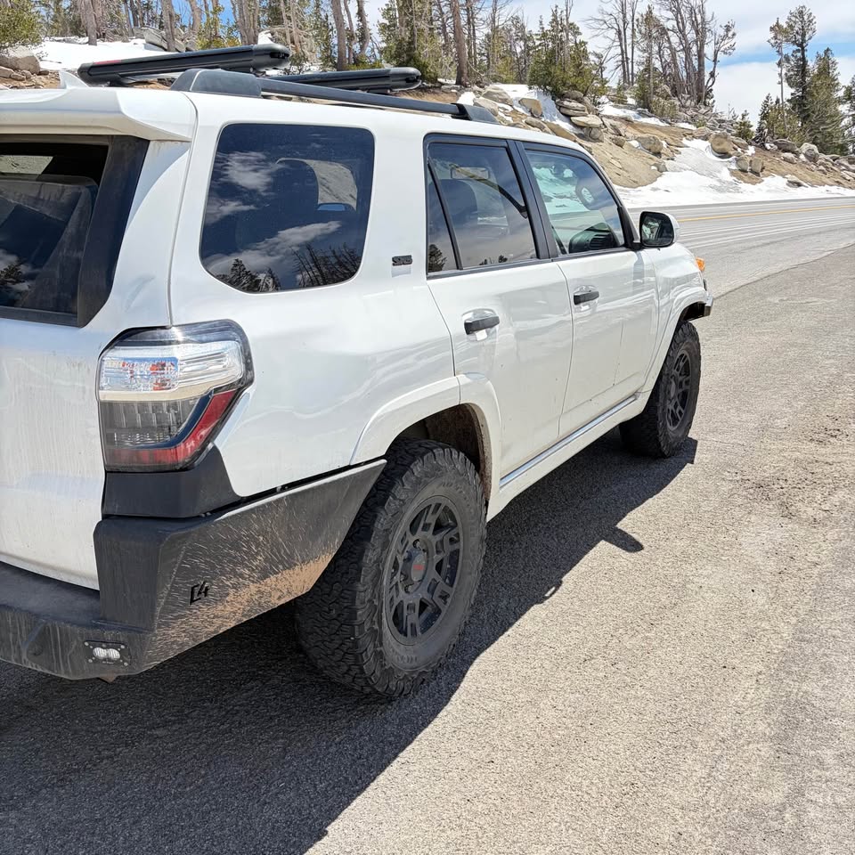 2011 Toyota 4runner Trd off road in Reno, NV (photo 2)