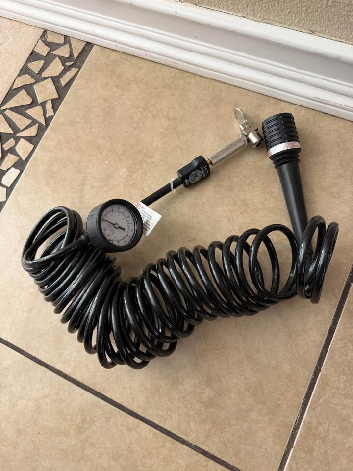Viair Portable Air Compressor Bundle in Fountain Hills, AZ (photo 3)