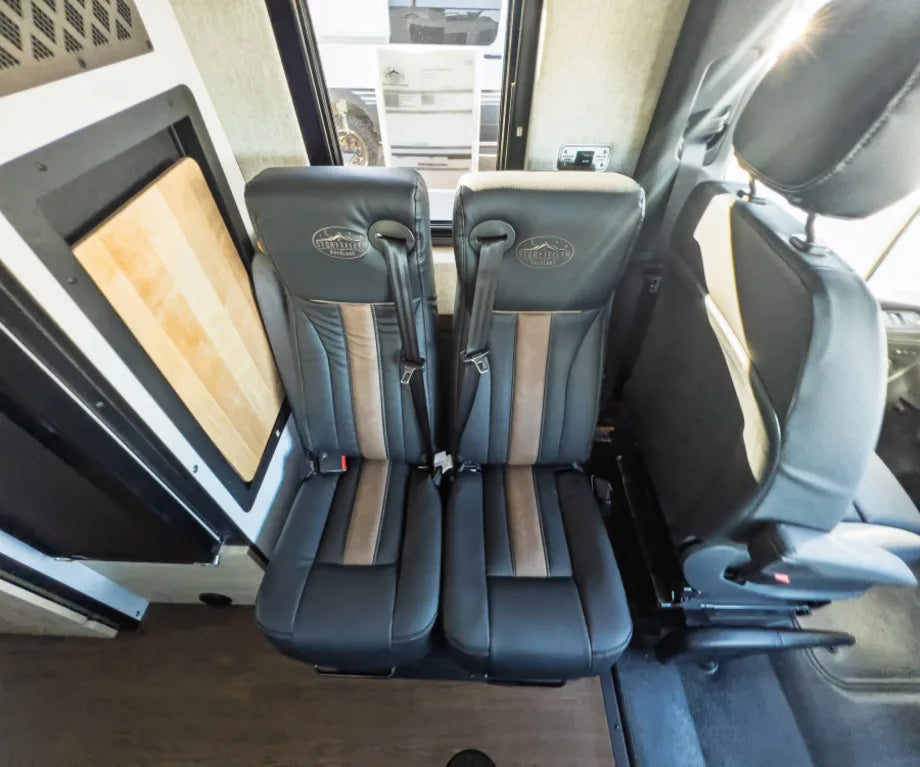 2026 Storyteller Overland TOUR MODE TOUR-AWD in Phoenix, AZ (photo 8)