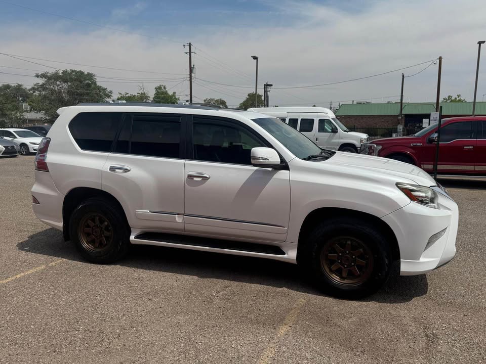 2014 Lexus GX · GX 460 Sport Utility 4D — photo 6