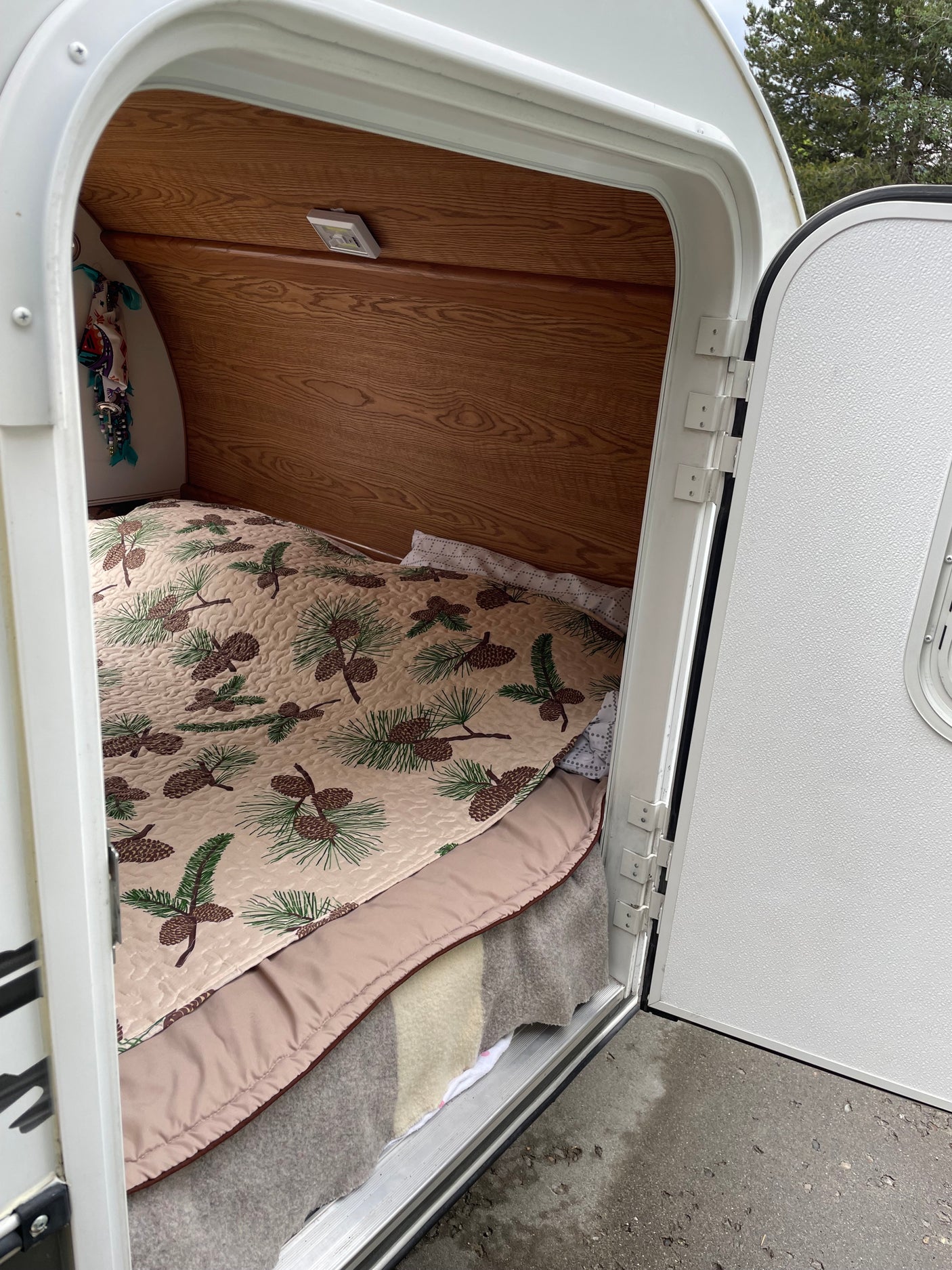 featuring a comfortable bed