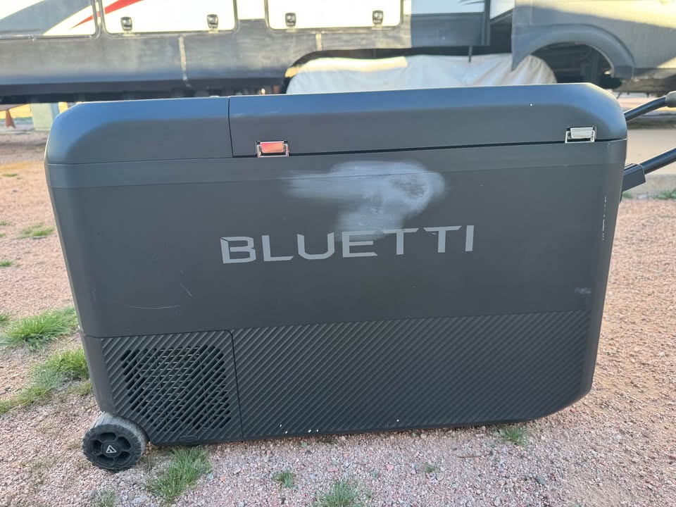 BLUETTI Powerstation with Car Fridge in Casa Grande, AZ (photo 10) — photo 10