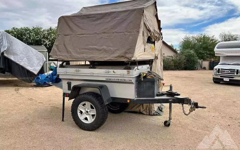 EEZI-AWN globe trotter roof top tent