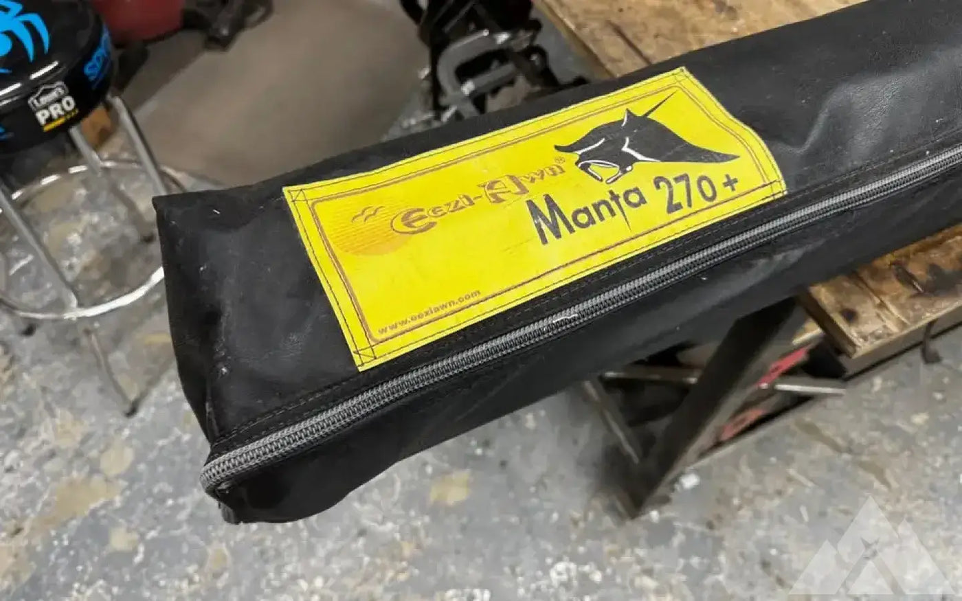 Eezi-Awn Manta 270+ Awning — used camp awnings for sale (photo 3) — photo 3