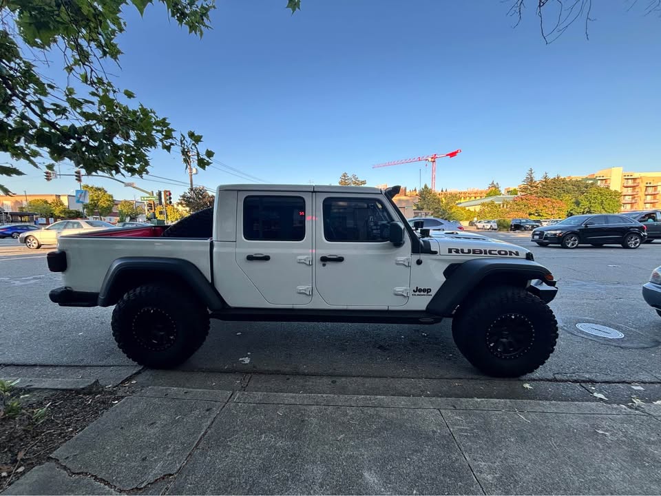 2020 Jeep Gladiator · Rubicon Pickup 4D 5 ft in Oakley, CA (photo 2) — photo 2