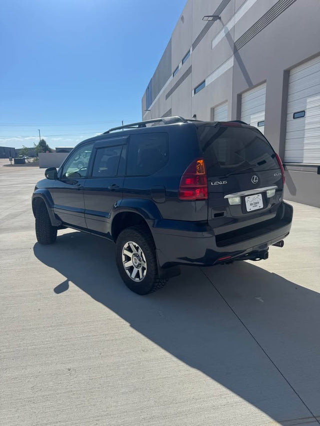 2004 Lexus GX · GX 470 Sport Utility 4D — photo 3