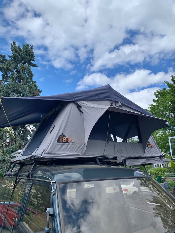 Tepui Kukenam 3 - Ruggedized Rooftop Tent with Annex in Portland, OR (photo 1) — photo 1