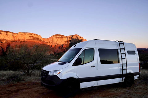 Queen Yeti overland rental