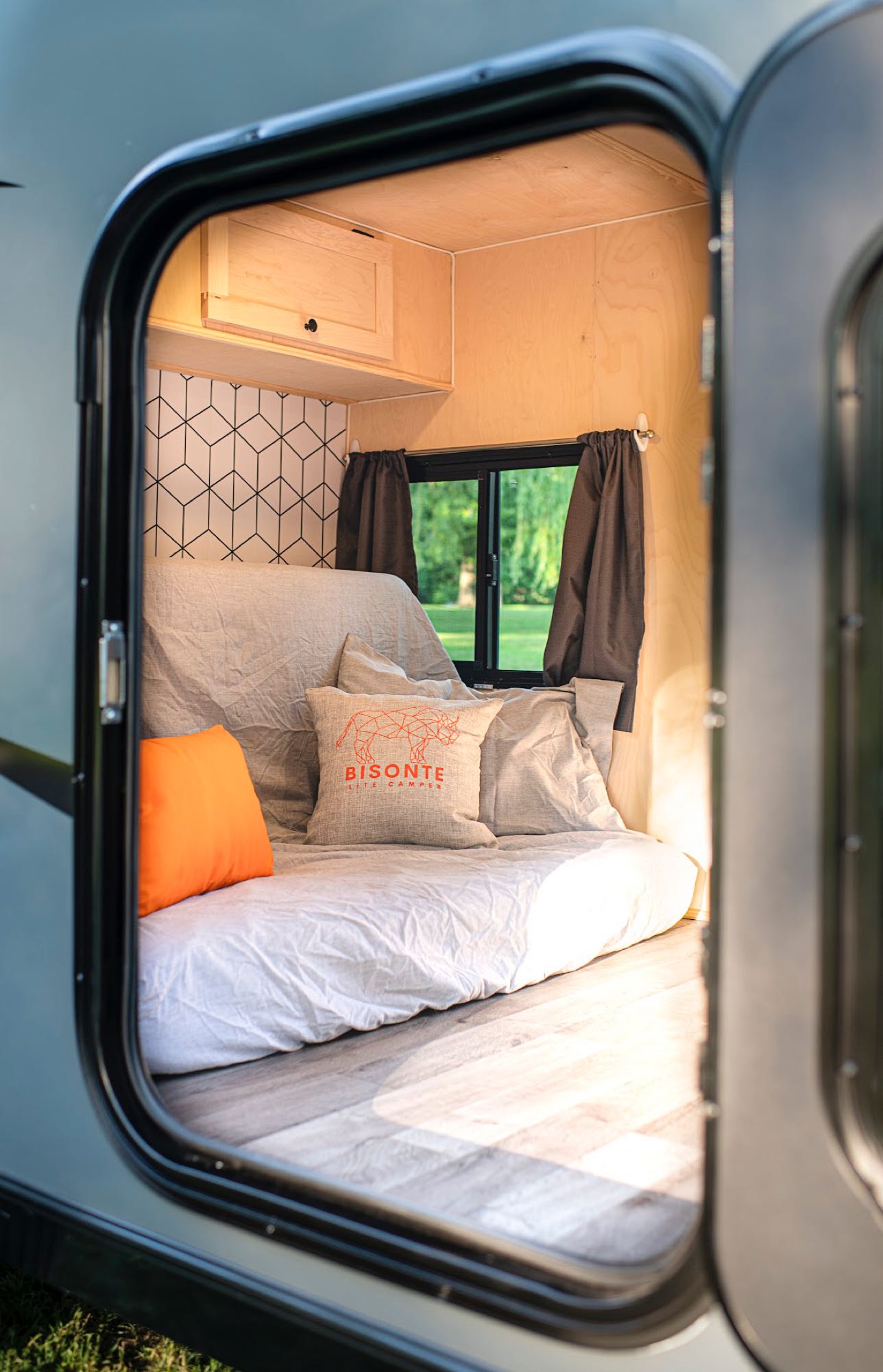 one for "Bisonte Lite Camper