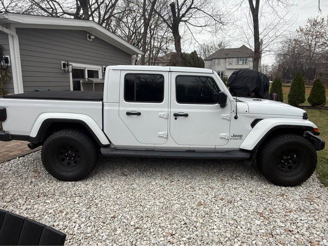 2021 Jeep Gladiator Overland — photo 3