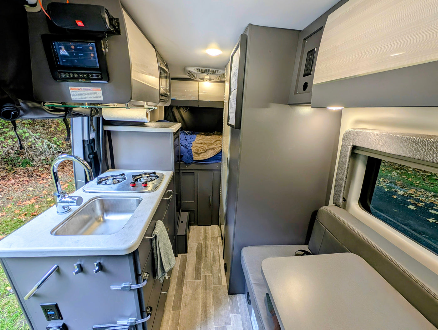 Galloping Gertie 2022 4x4 Mercedes Sprinter — photo 11