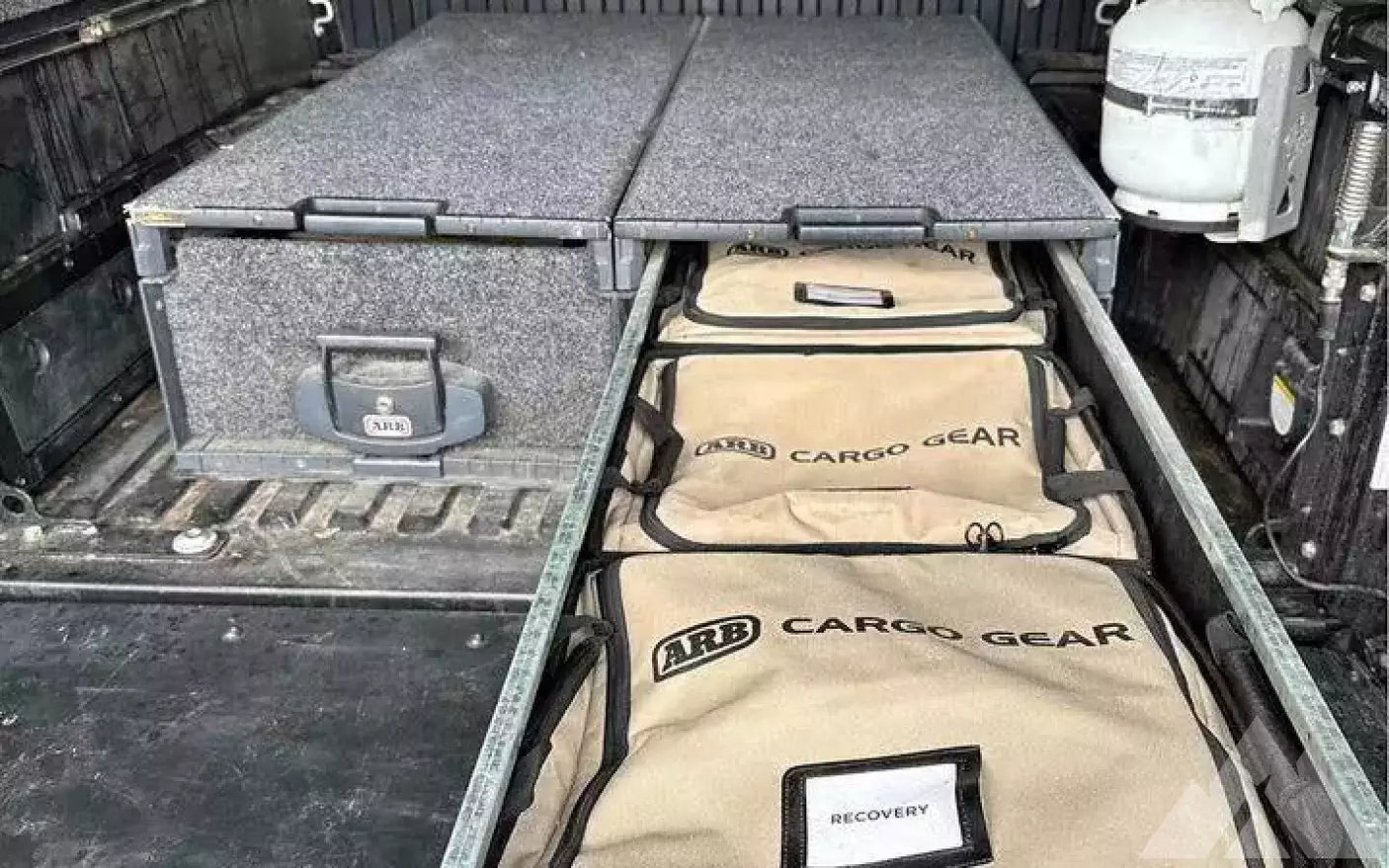 FS: ARB roller floor roller drawer 1355mm pair — used drawer systems for sale (photo 4)