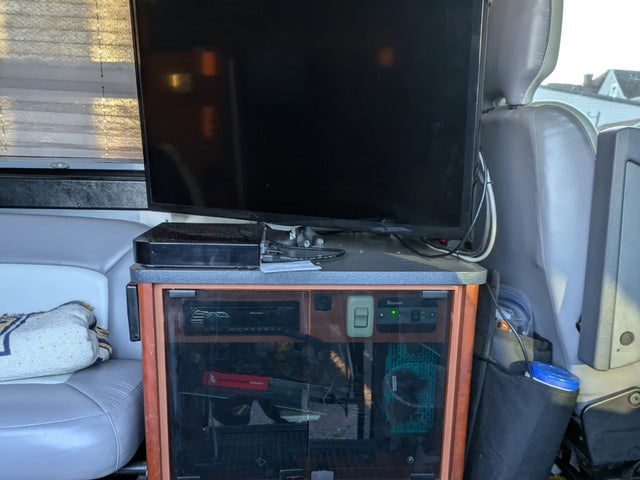 Airstream Class B, Prefect for Tailgating, Road Trips, or Camping — photo 3