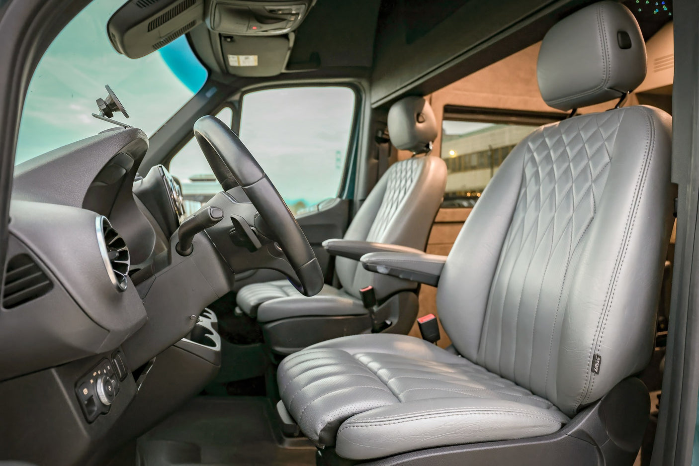 2023 Mercedes-Benz Sprinter (Green)