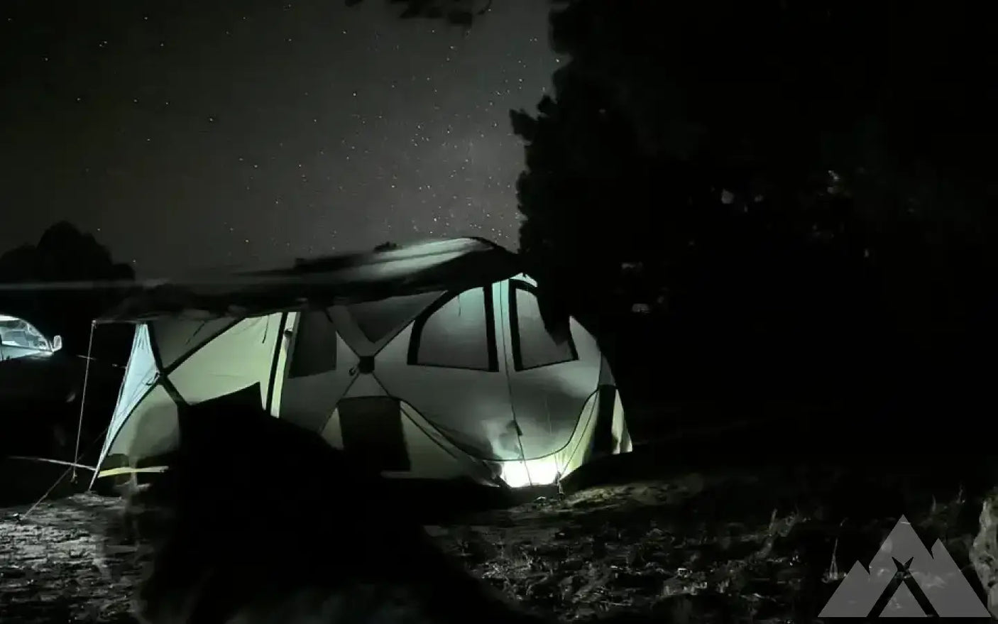 Gazelle T4 Plus Overland Edition Tent — used tents & canopies for sale (photo 4)