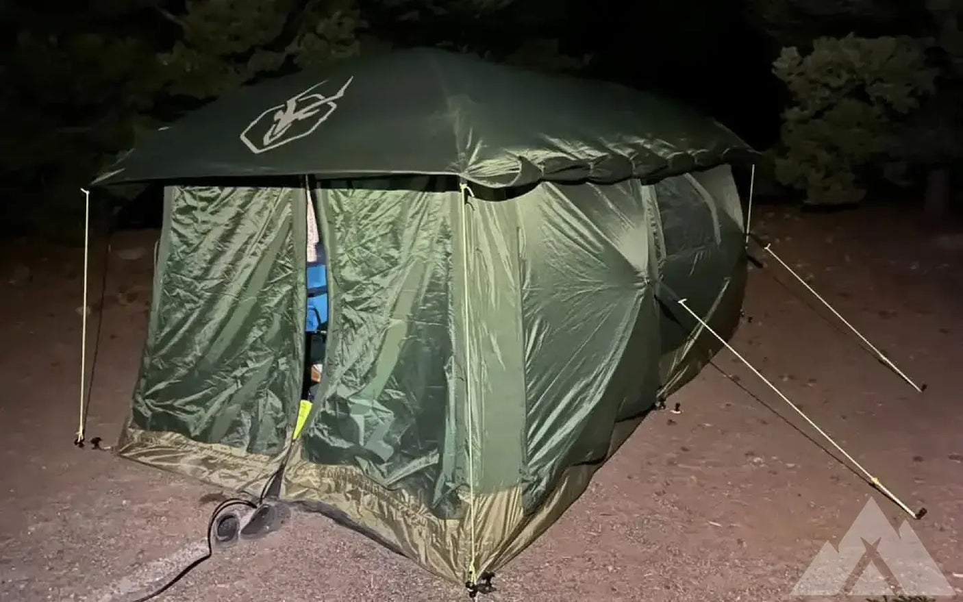 Gazelle T4 Plus Overland Edition Tent — used tents & canopies for sale (photo 2)