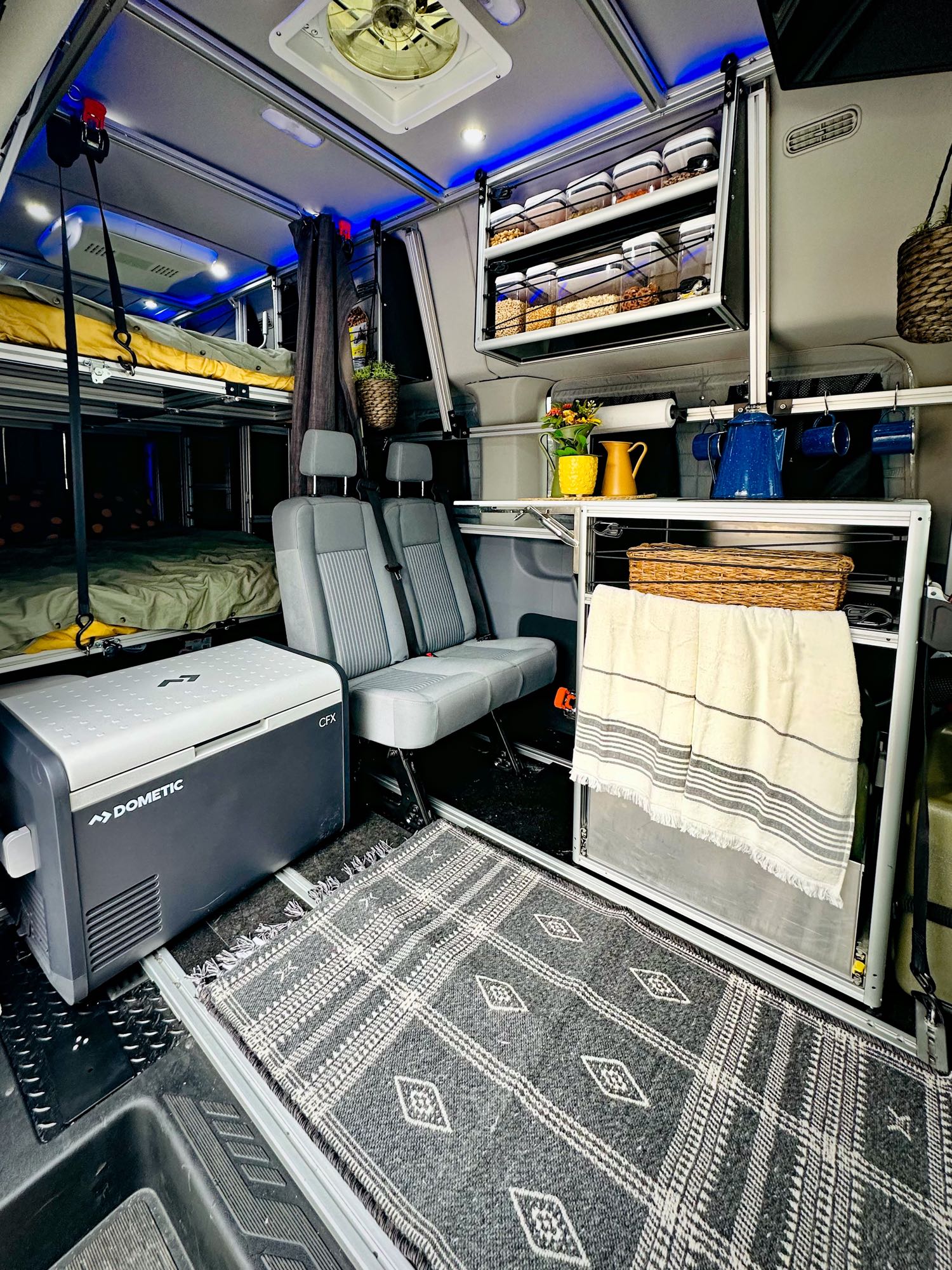 swivel seat with table