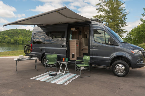 Antonio Van Deras overland rental